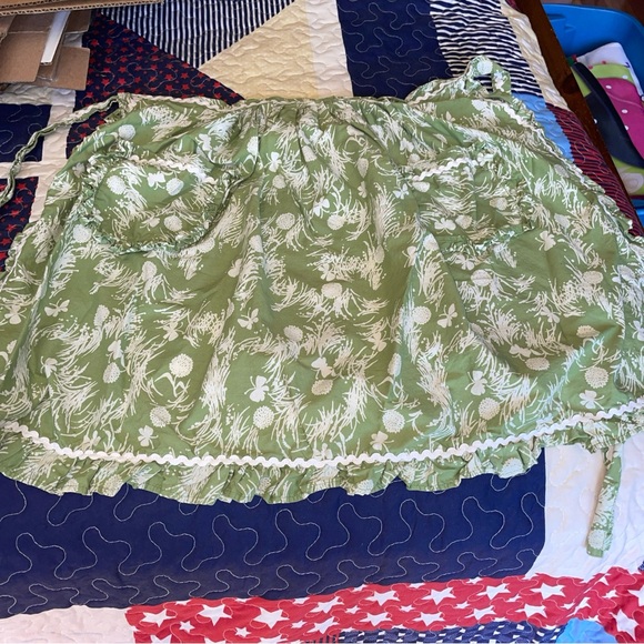 Apron - Picture 4 of 4